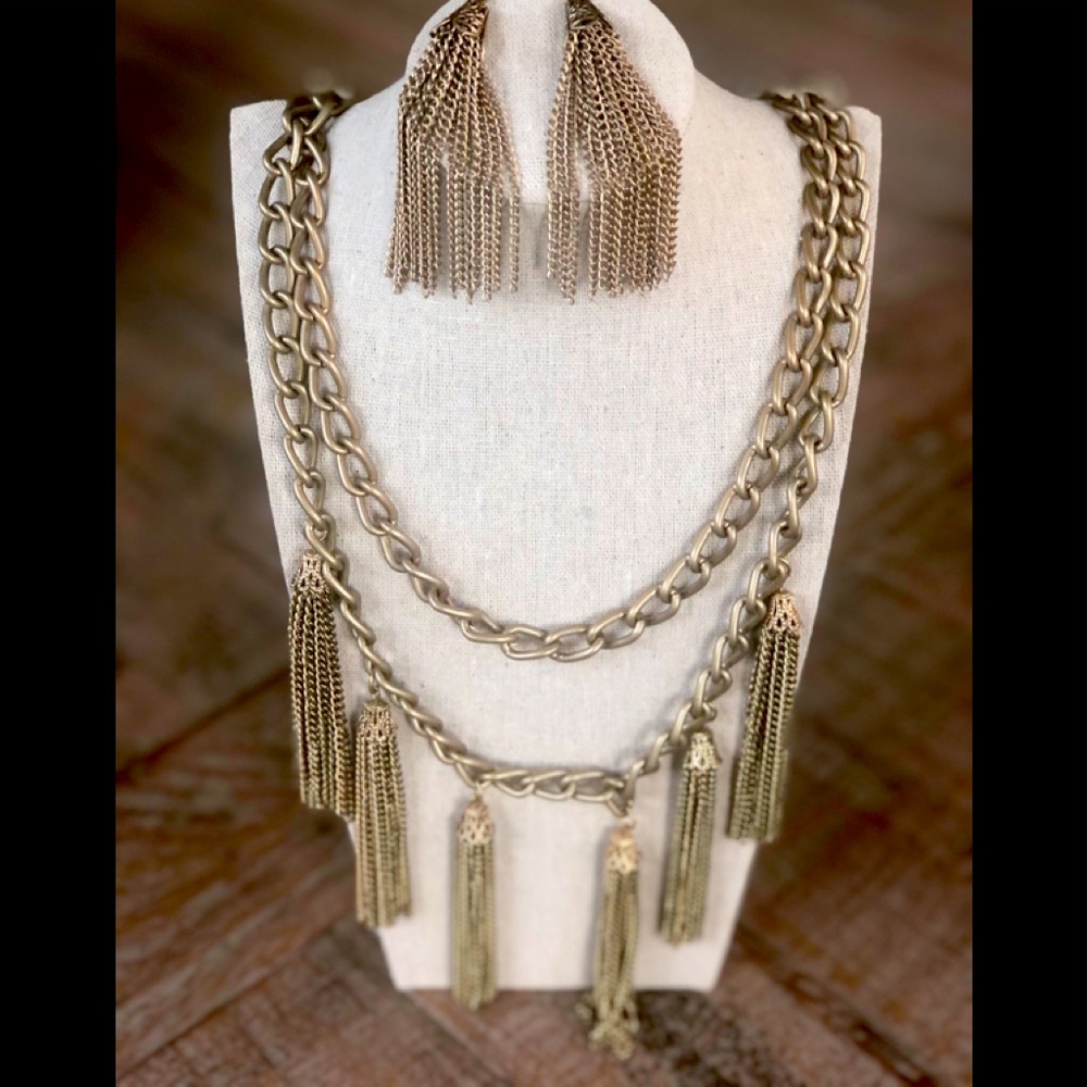 Necklace and earrings